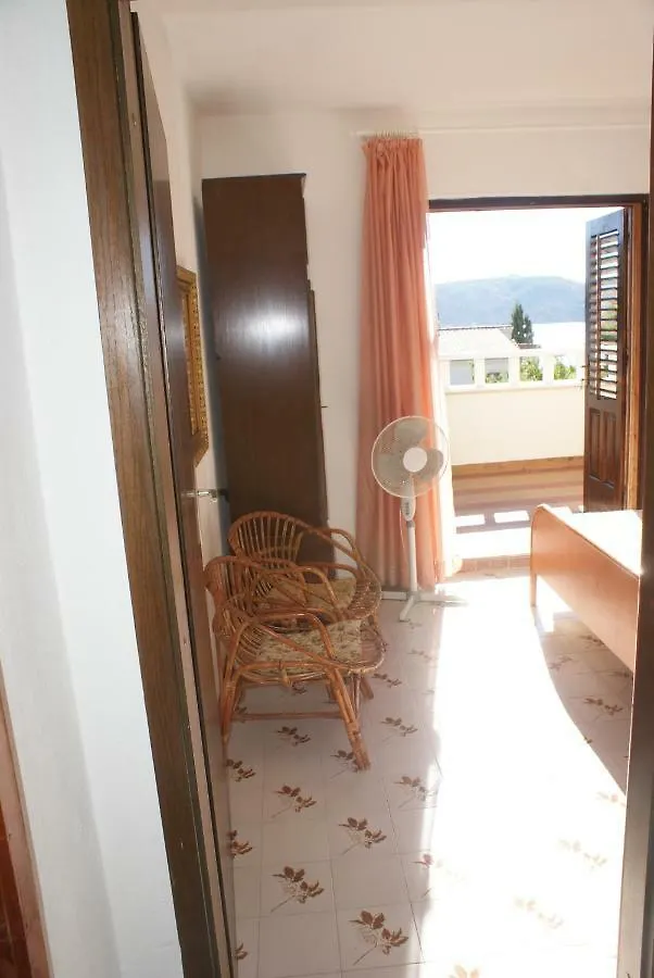Villa Punta Donji Okrug  0*, Donji Okrug (Ciovo)